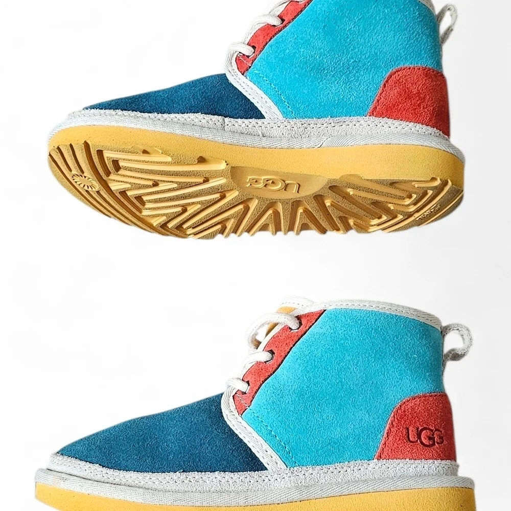 UGG Neumel Mashup chukka Kids Colorblock Suede Boots Size 13